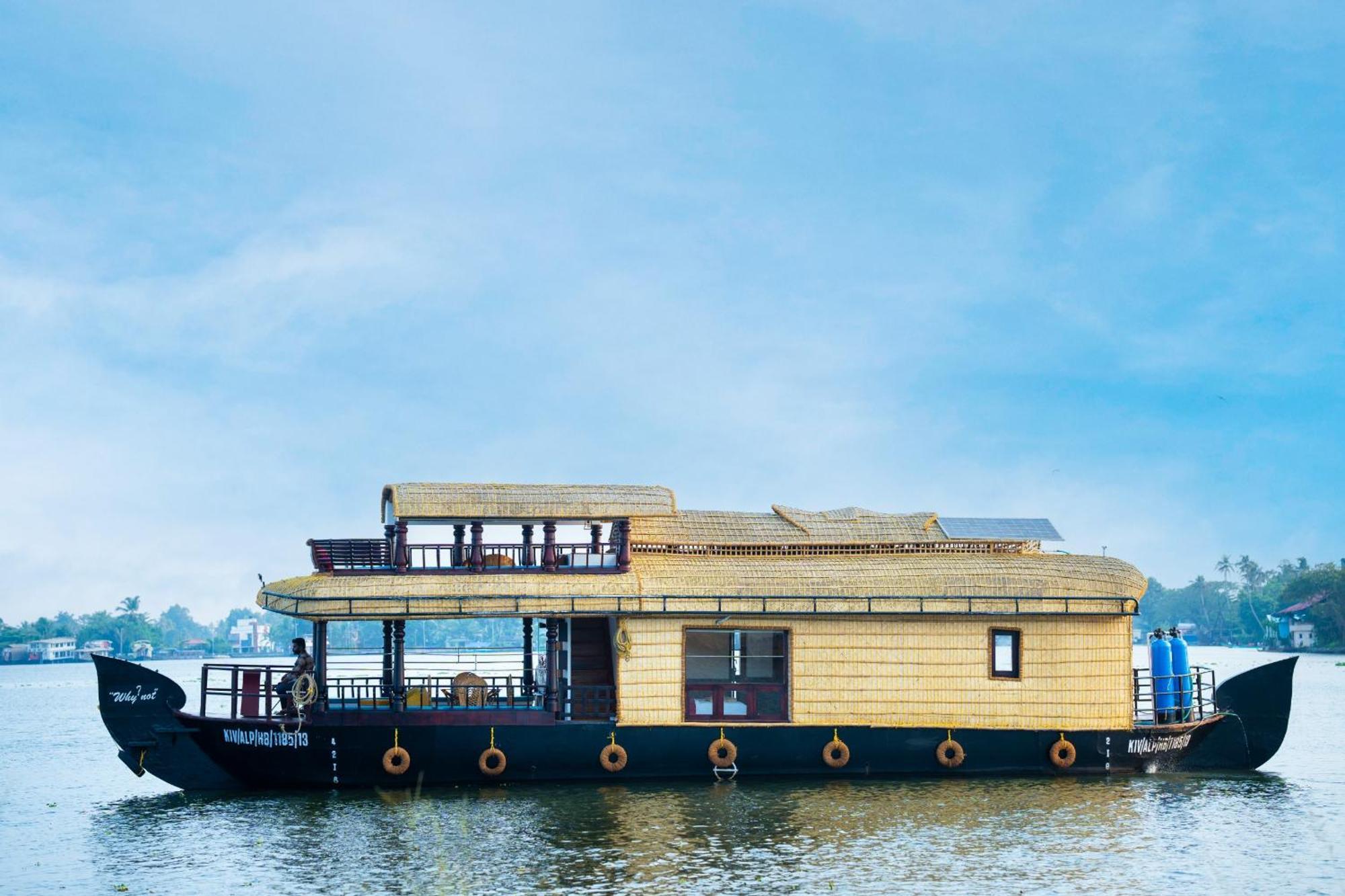Why Not Houseboat Hotel Alappuzha Eksteriør billede