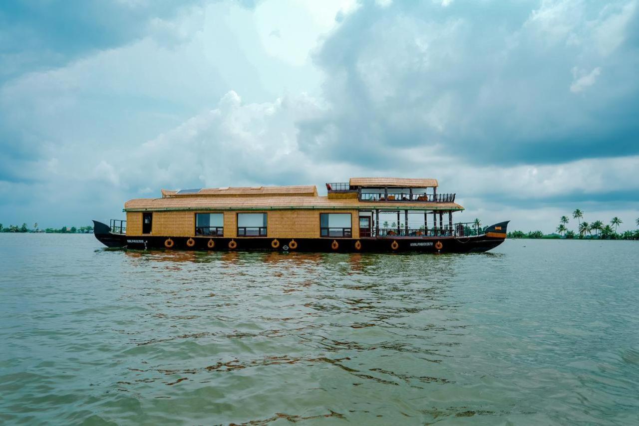 Why Not Houseboat Hotel Alappuzha Eksteriør billede